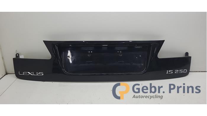Używane Blacha (rózne) Lexus IS (E2) 250 2.5 V6 24V Cena € 75,00 Procedura marży oferowane przez Autorec. Gebr. Prins b.v.