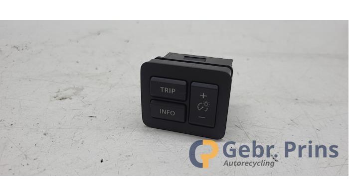 Używane Obsluga tempomatu Suzuki Ignis (MF) 1.2 Dual Jet 16V Smart Hybrid Cena € 25,00 Procedura marży oferowane przez Autorec. Gebr. Prins b.v.