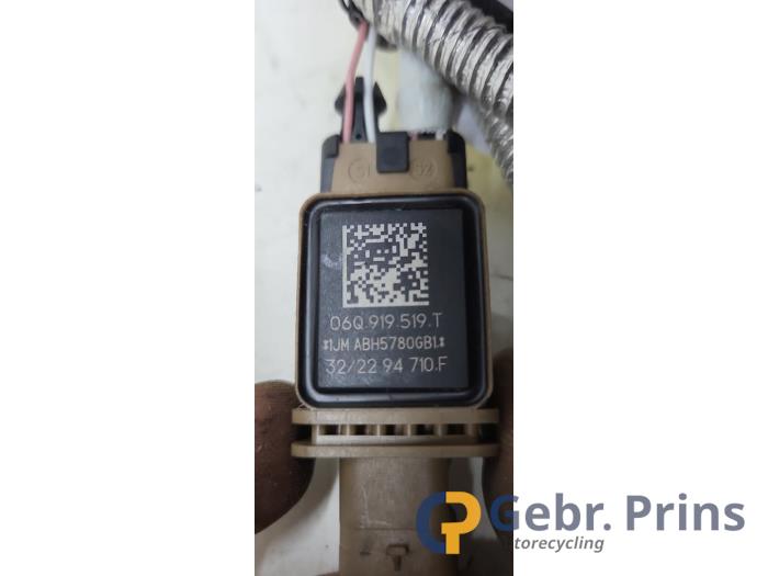 Usagé Sensor température d’échappement Volkswagen Polo VI (AW1) 2.0 GTI Prix € 60,00 Règlement à la marge proposé par Autorec. Gebr. Prins b.v.