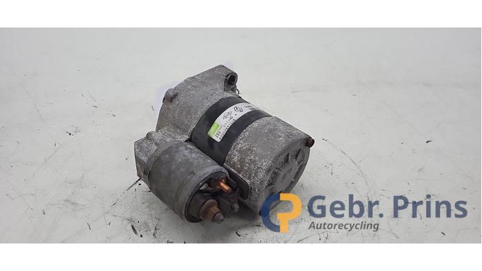 Gebrauchte Anlasser Renault Twingo II (CN) 1.2 Preis € 25,00 Margenregelung angeboten von Autorec. Gebr. Prins b.v.