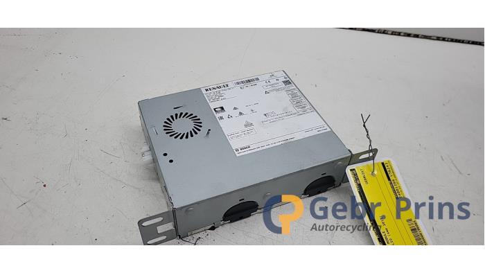 Usagé Module navigation Renault Clio V (RJAB) 1.0 TCe 100 12V Prix € 350,00 Règlement à la marge proposé par Autorec. Gebr. Prins b.v.