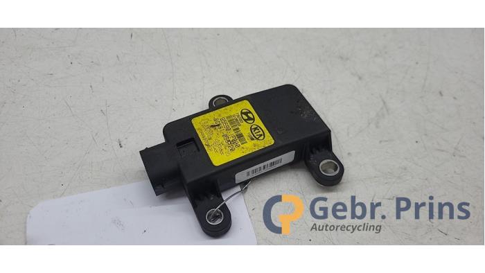 Begagnade Esp Duo-sensor Kia Sportage (SL) 1.6 GDI 16V 4x2 Pris € 20,00 Marginaltabell erbjuds av Autorec. Gebr. Prins b.v.