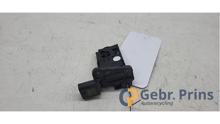 Gebrauchte Luftmassenmesser Opel Astra K Sports Tourer 1.2 Turbo 12V Preis € 40,00 Margenregelung angeboten von Autorec. Gebr. Prins b.v.