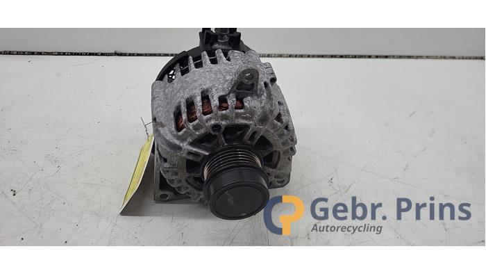 Begagnade Dynamo Opel Astra K Sports Tourer 1.2 Turbo 12V Pris € 60,00 Marginaltabell erbjuds av Autorec. Gebr. Prins b.v.
