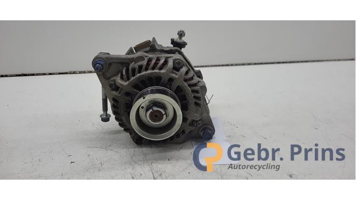 Begagnade Dynamo Mitsubishi Space Star (A0) 1.0 12V Pris € 50,00 Marginaltabell erbjuds av Autorec. Gebr. Prins b.v.