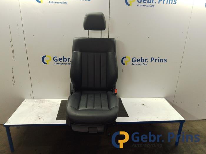 Begagnade Säte, höger Mercedes E Estate (S212) E-250 CDI 16V BlueEfficiency Pris € 150,00 Marginaltabell erbjuds av Autorec. Gebr. Prins b.v.