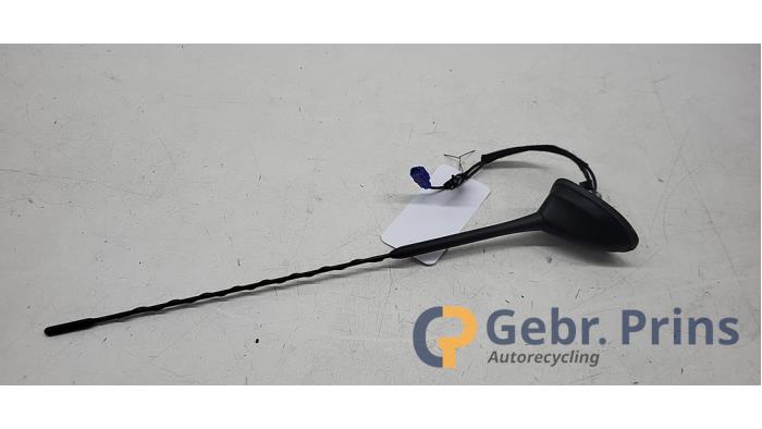 Używane Antena Ford C-Max (DXA) 1.0 Ti-VCT EcoBoost 12V 125 Cena € 35,00 Procedura marży oferowane przez Autorec. Gebr. Prins b.v.
