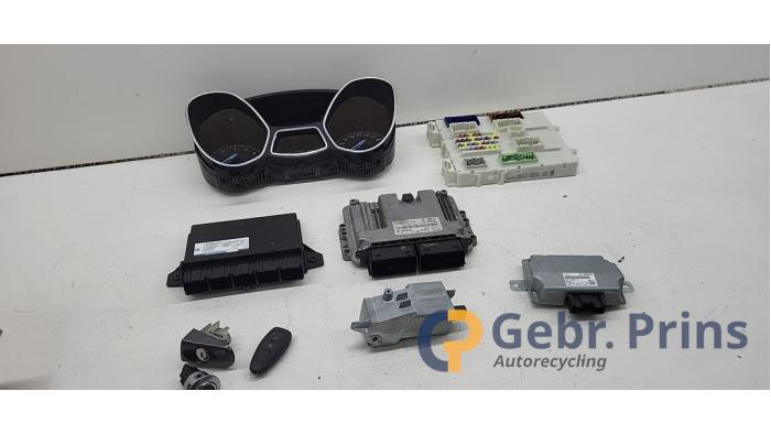 Used Ignition lock + computer Ford C-Max (DXA) 1.0 Ti-VCT EcoBoost 12V 125 Price € 150,00 Margin scheme offered by Autorec. Gebr. Prins b.v.
