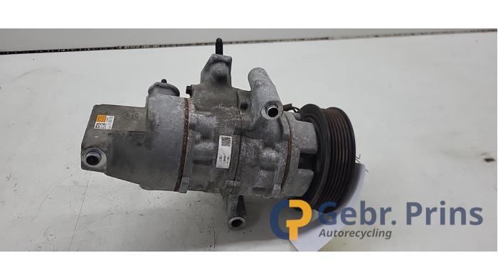 Gebrauchte Klimapumpe Ford Ka+ 1.2 Preis € 100,00 Margenregelung angeboten von Autorec. Gebr. Prins b.v.