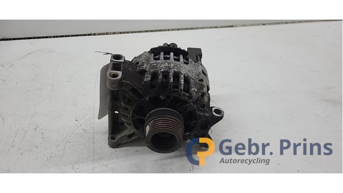 Begagnade Dynamo Mercedes B (W245) 1.5 B-150 16V Pris € 40,00 Marginaltabell erbjuds av Autorec. Gebr. Prins b.v.