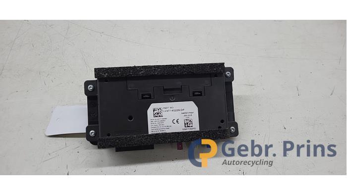 Używane Modul Bluetooth Ford Kuga III (DFK) 2.5 PHEV 16V Cena € 100,00 Procedura marży oferowane przez Autorec. Gebr. Prins b.v.