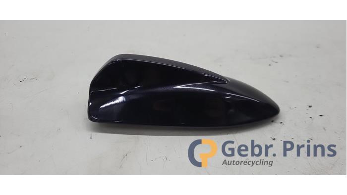 Używane Antena GPS Volvo V60 I (FW/GW) 2.0 T5 16V Cena € 25,00 Procedura marży oferowane przez Autorec. Gebr. Prins b.v.