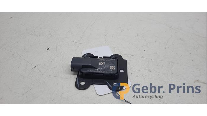 Używane Keyless Entry-Antena Polestar Polestar 4 Long Range Dual Motor 100 kWh Cena € 75,00 Procedura marży oferowane przez Autorec. Gebr. Prins b.v.