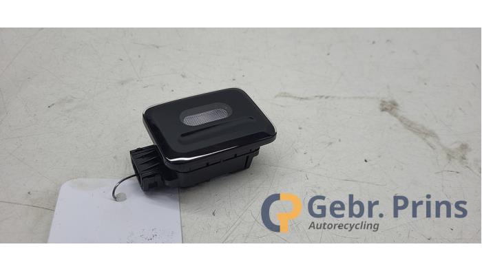 Używane Lampa Polestar Polestar 4 Long Range Dual Motor 100 kWh Cena € 15,00 Procedura marży oferowane przez Autorec. Gebr. Prins b.v.