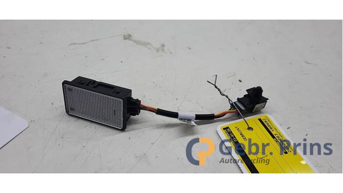 Używane Lampa Polestar Polestar 4 Long Range Dual Motor 100 kWh Cena € 20,00 Procedura marży oferowane przez Autorec. Gebr. Prins b.v.