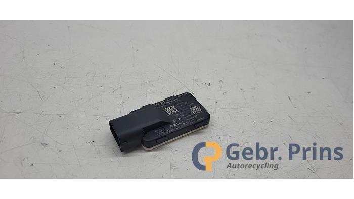 Używane Keyless Entry-Antena Polestar Polestar 4 Long Range Dual Motor 100 kWh Cena € 75,00 Procedura marży oferowane przez Autorec. Gebr. Prins b.v.