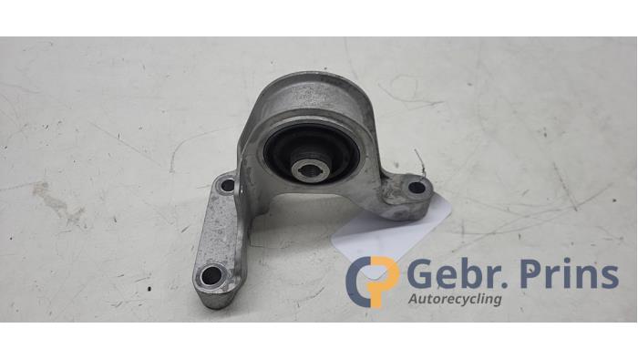 Used Engine mount Polestar Polestar 4 Long Range Dual Motor 100 kWh Price € 50,00 Margin scheme offered by Autorec. Gebr. Prins b.v.