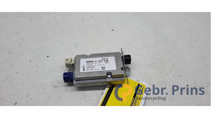 Używane Modul USB BMW 1 serie (F20) 120i 2.0 16V Cena € 50,00 Procedura marży oferowane przez Autorec. Gebr. Prins b.v.