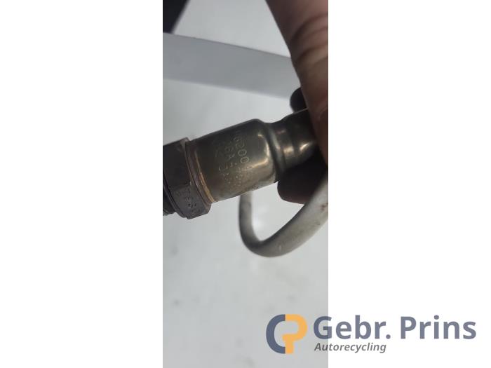 Lambda probe from a Renault Clio IV Estate/Grandtour (7R) 0.9 Energy TCE 90 12V 2018