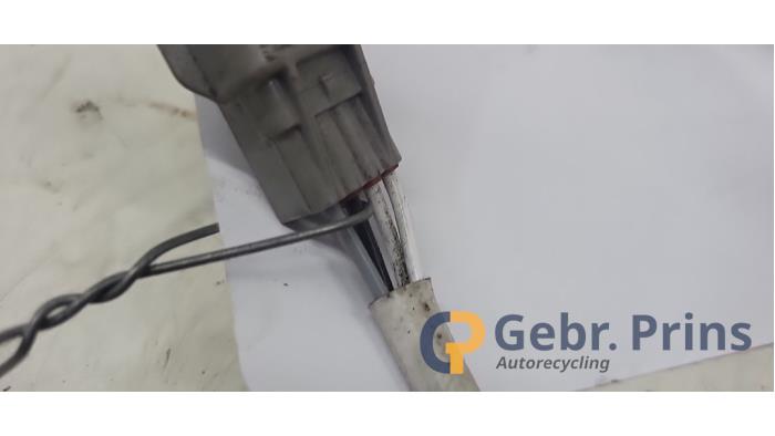 Lambda probe from a Renault Clio IV Estate/Grandtour (7R) 0.9 Energy TCE 90 12V 2018