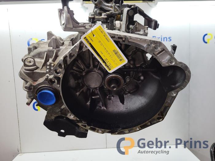 Gebrauchte Getriebe Kia Ceed Sportswagon (CDF) 1.0i T-GDi 12V Preis € 1.150,00 Margenregelung angeboten von Autorec. Gebr. Prins b.v.