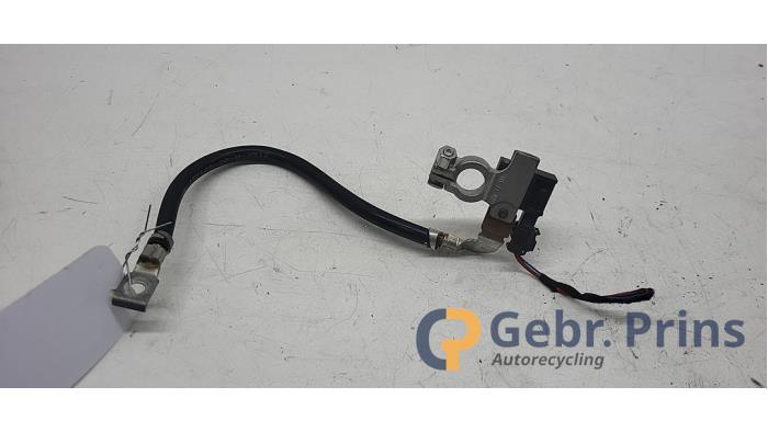 Begagnade Batteriterminal BMW 3 serie (F30) 320i 2.0 16V Pris € 25,00 Marginaltabell erbjuds av Autorec. Gebr. Prins b.v.