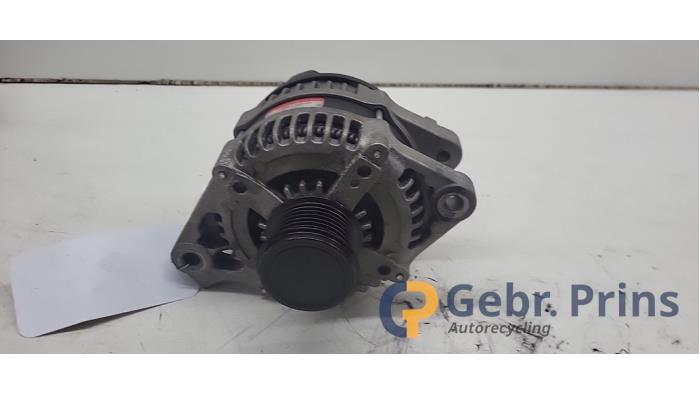 Gebrauchte Dynamo Lexus IS (E2) 250 2.5 V6 24V Preis € 100,00 Margenregelung angeboten von Autorec. Gebr. Prins b.v.