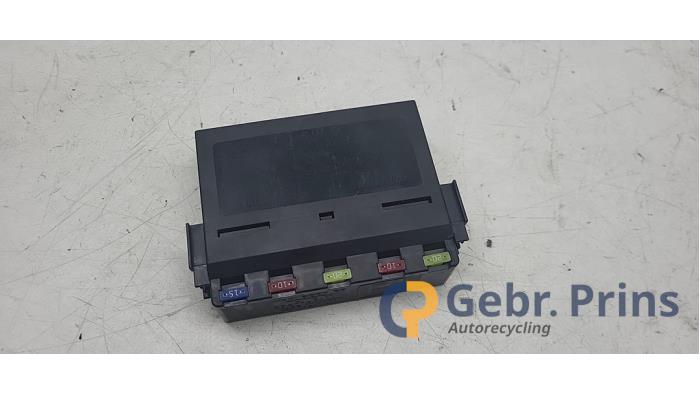 Used Body control computer Lexus IS (E2) 250 2.5 V6 24V Price € 50,00 Margin scheme offered by Autorec. Gebr. Prins b.v.
