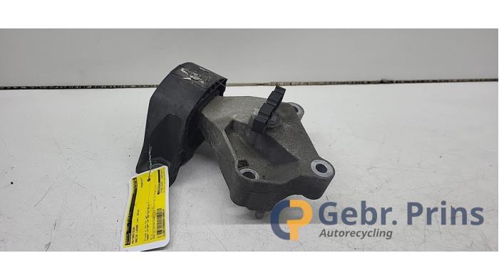 Used Engine mount Dacia Logan MCV II/III/Sandero Wagon 0.9 TCE 12V LPG Price € 25,00 Margin scheme offered by Autorec. Gebr. Prins b.v.