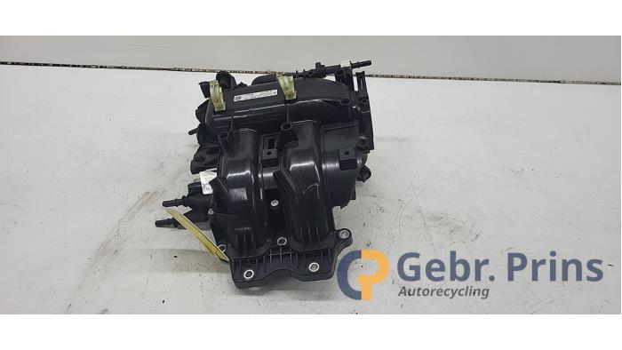 Używane Kolektor dolotowy Fiat Punto III (199) 0.9 TwinAir Turbo 100 Cena € 75,00 Procedura marży oferowane przez Autorec. Gebr. Prins b.v.