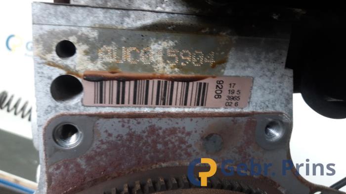 Motor van een Volkswagen Lupo (6X1) 1.0 MPi 50 2000