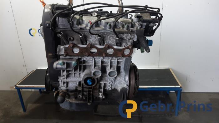 Motor van een Volkswagen Lupo (6X1) 1.0 MPi 50 2000