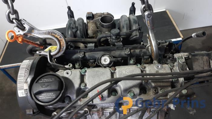 Motor van een Volkswagen Lupo (6X1) 1.0 MPi 50 2000