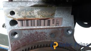 Motor van een Volkswagen Lupo (6X1) 1.0 MPi 50 2000