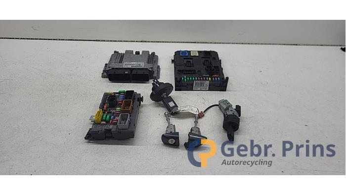 Used Ignition lock + computer Citroen Berlingo 1.6 BlueHDI 75 Price € 181,50 Inclusive VAT offered by Autorec. Gebr. Prins b.v.