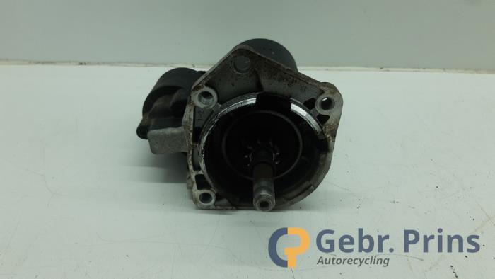 Anlasser van een Volkswagen Lupo (6X1) 1.0 MPi 50 2000