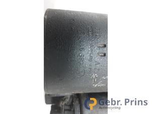 Anlasser van een Volkswagen Lupo (6X1) 1.0 MPi 50 2000