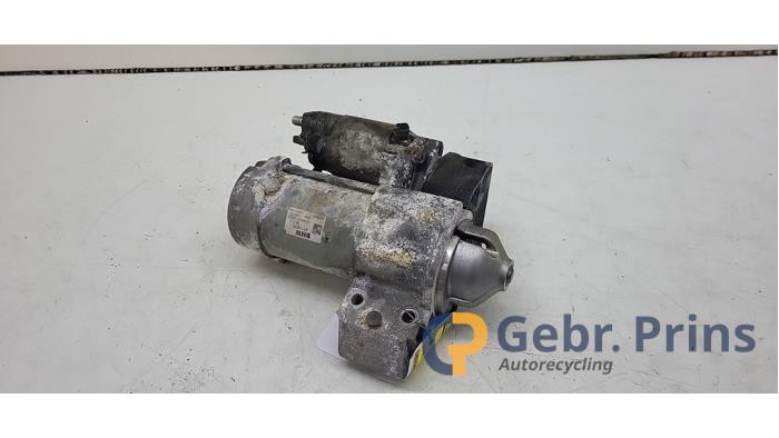Begagnade Startmotor BMW 3 serie Touring (F31) 318d 2.0 16V Pris € 50,00 Marginaltabell erbjuds av Autorec. Gebr. Prins b.v.