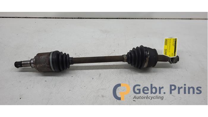 Gebrauchte Antriebswelle links vorne Fiat 500 (312) 1.4 16V Preis € 40,00 Margenregelung angeboten von Autorec. Gebr. Prins b.v.