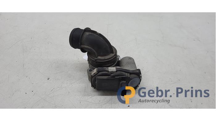 Usagé Boitier papillon Opel Corsa E 1.0 SIDI Turbo 12V Prix € 40,00 Règlement à la marge proposé par Autorec. Gebr. Prins b.v.