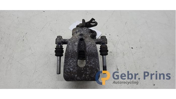Gebrauchte Bremszange rechts hinten Opel Corsa E 1.3 CDTi 16V ecoFLEX Preis € 35,00 Margenregelung angeboten von Autorec. Gebr. Prins b.v.