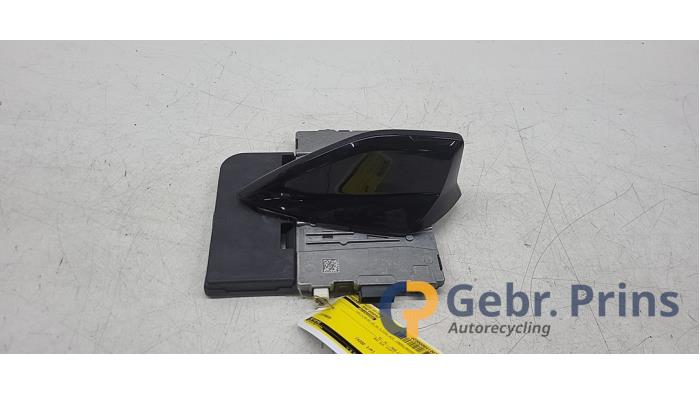 Używane Antena DS Automobiles DS 4 1.2 12V PureTech 130 Cena € 200,00 Procedura marży oferowane przez Autorec. Gebr. Prins b.v.