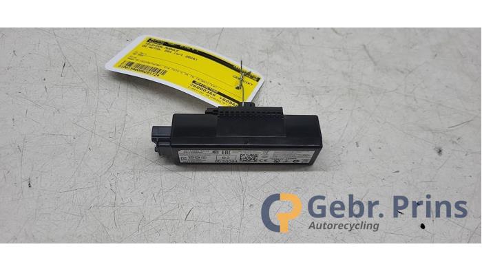 Gebrauchte Telefon Modul DS Automobiles DS 4 1.2 12V PureTech 130 Preis € 40,00 Margenregelung angeboten von Autorec. Gebr. Prins b.v.