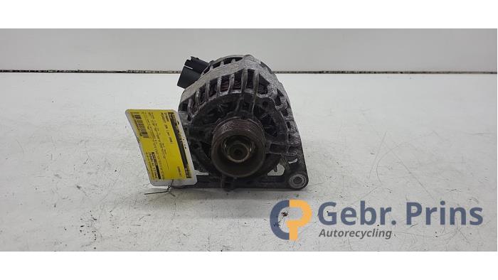 Begagnade Dynamo Peugeot 206 (2A/C/H/J/S) 1.6 16V Pris € 30,00 Marginaltabell erbjuds av Autorec. Gebr. Prins b.v.