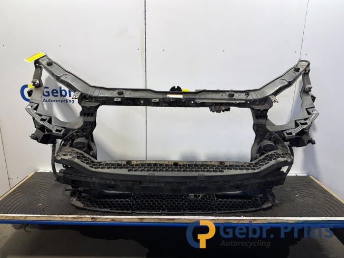 Używane Panel przedni Kia Sorento II (XM) 2.2 CRDi 16V VGT 4x2 Cena € 200,00 Procedura marży oferowane przez Autorec. Gebr. Prins b.v.