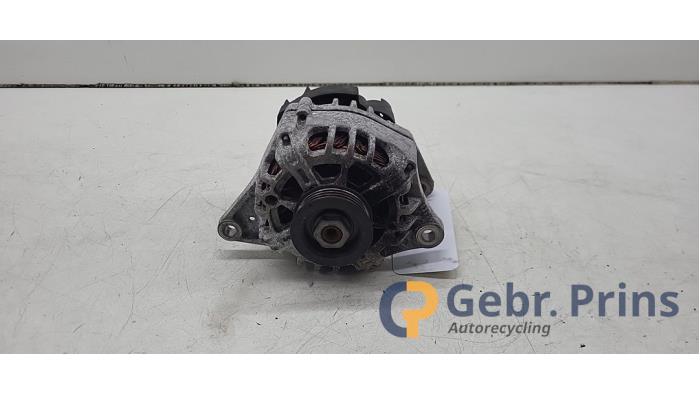 Gebrauchte Dynamo Nissan Micra (K12) 1.2 16V Preis € 35,00 Margenregelung angeboten von Autorec. Gebr. Prins b.v.
