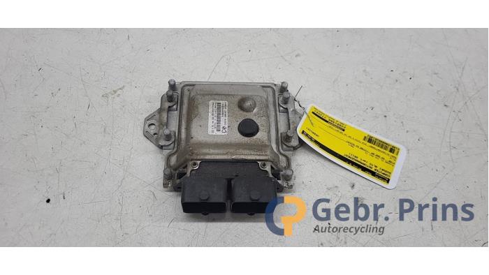 Used Engine management computer Suzuki Alto 1.0 12V Price € 50,00 Margin scheme offered by Autorec. Gebr. Prins b.v.