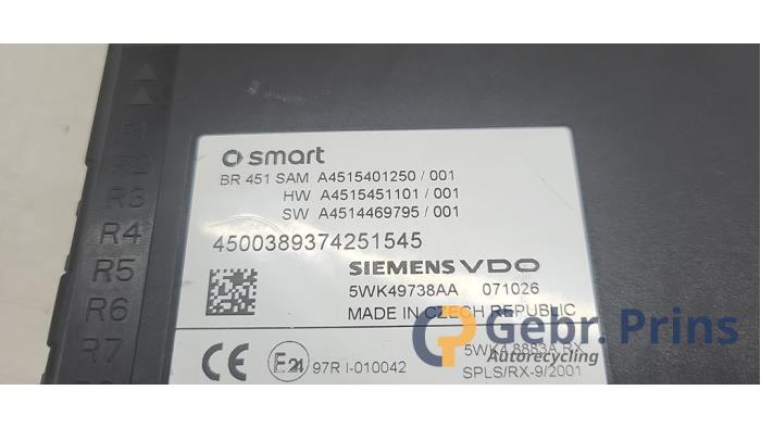 Ignition lock + computer from a Smart Fortwo Coupé (451.3) 1.0 Micro Hybrid Drive 2007