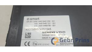 Ignition lock + computer from a Smart Fortwo Coupé (451.3) 1.0 Micro Hybrid Drive 2007
