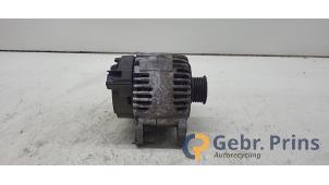Dynamo van een Volkswagen Golf Plus (5M1/1KP) 1.6 FSI 16V 2007